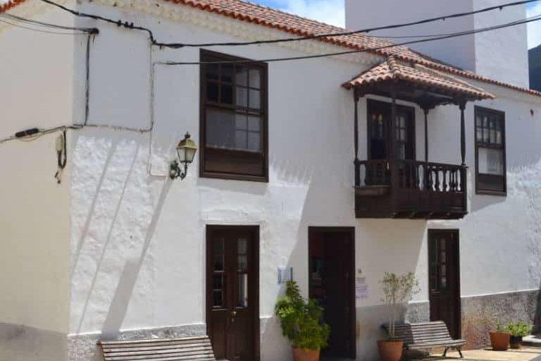 residencia_geriatrica_nuestrasenoralaluz_lossilos-1024×512