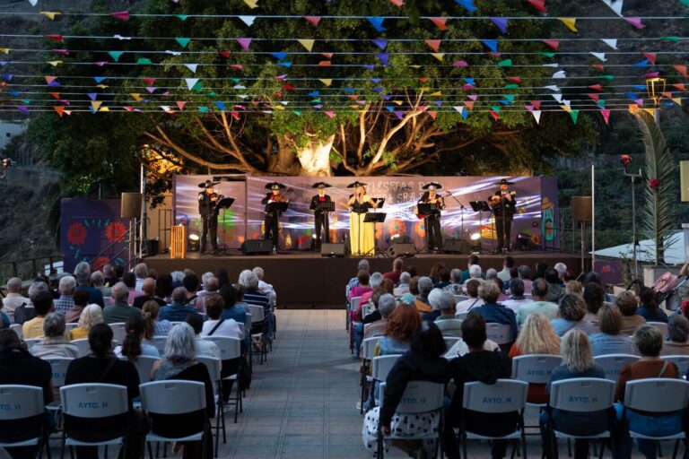 010925 Actuación musical en el marco de las Jornadas Colombinas 2024