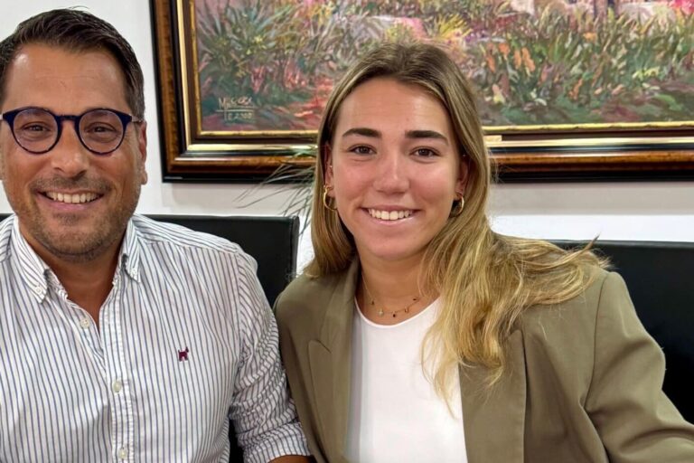 110925 Recepci�n a Mar�a Rodr�guez Rodr�guez de la Sierra 7 medallas europeos Salvamento y Socorrismo