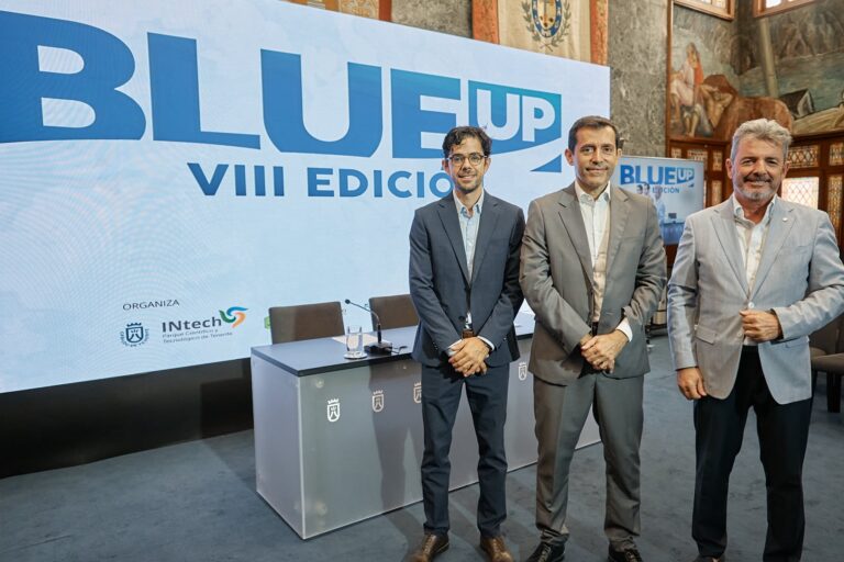 25-09-19_RP_BLUEUP_001