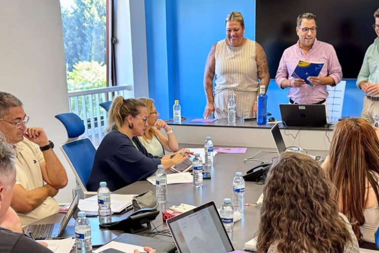 260925 Reuni�n con directores de colegios p�blicos curso 2025 2026