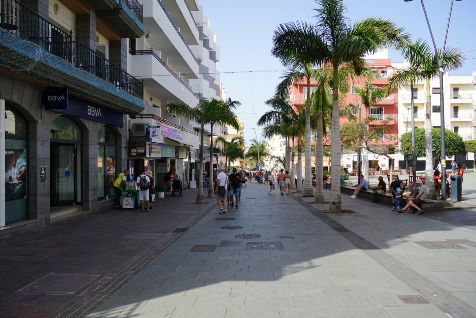 ARONA ZONAS COMERCIALES ABIERTAS
