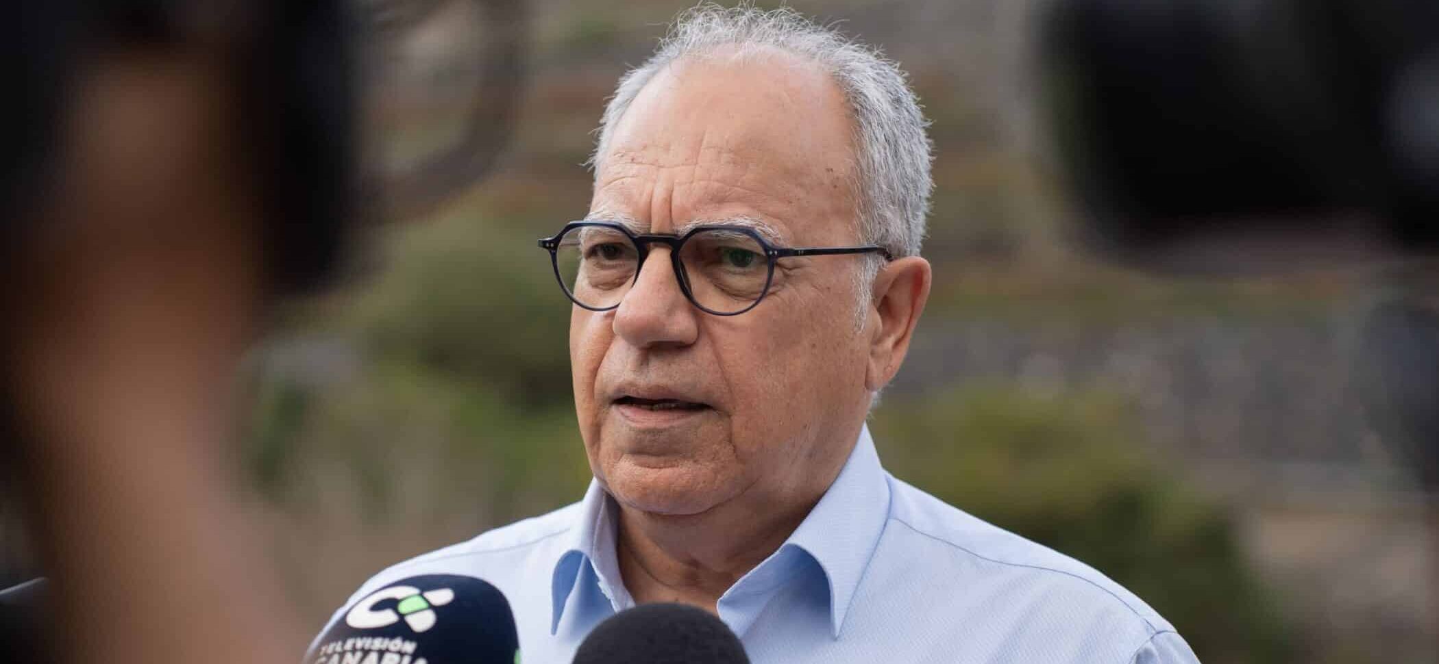 Casimiro Curbelo, presidente (2)