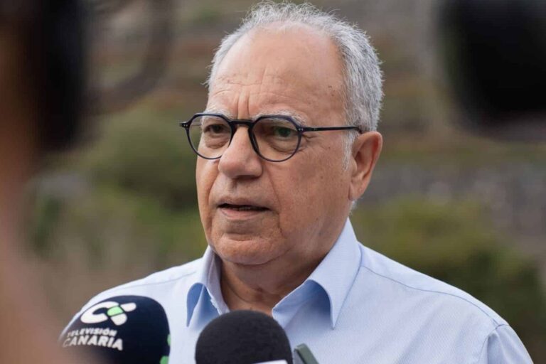 Casimiro Curbelo, presidente (2)