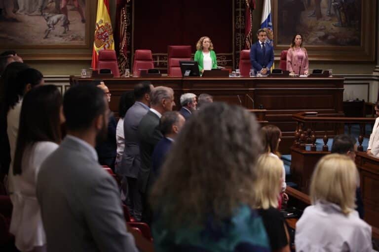DECLARACIÓN INSTITUCIONAL SOBRE LA SITUACIÓN EN GAZA-PARLAMENTO DE CANARIAS 23-9-25