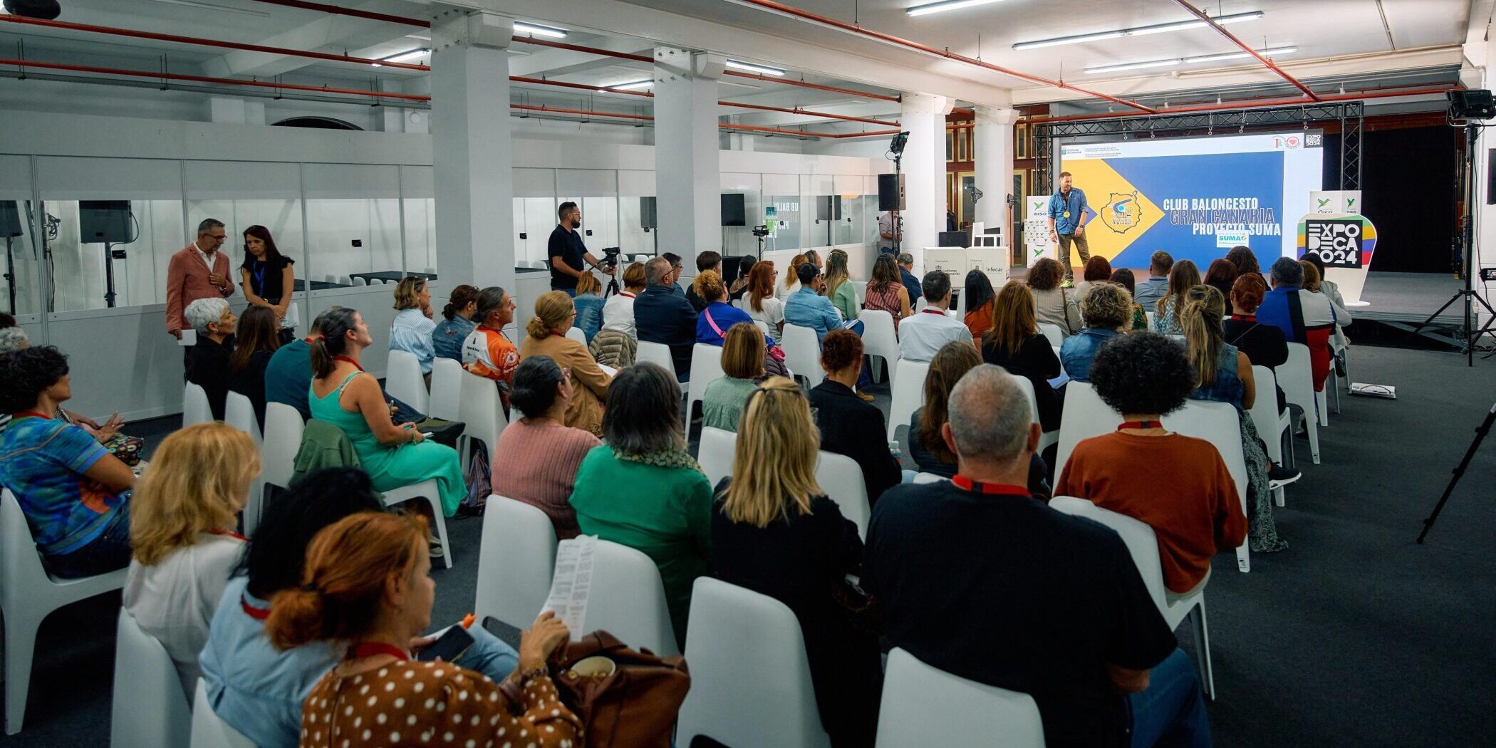 ExpoDeca 2025 reúne a profesionales de prestigio del ámbito deportivo, sanitario, educativo y empresarial