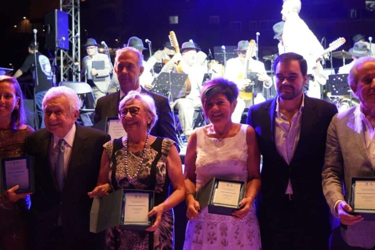 FOTO FAMILIA