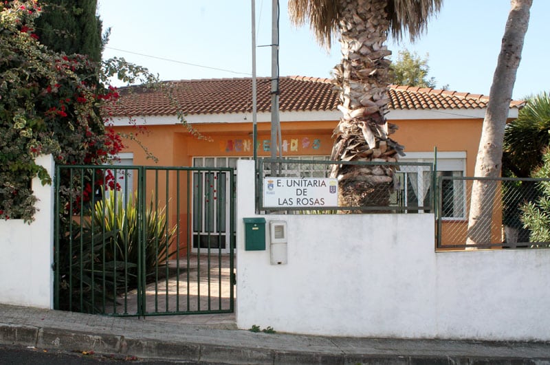 Fachada de la Unitaria cuando estaba en activo