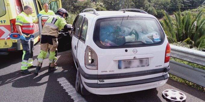 HOMBRE HERIDO TRAS LA SALIDA DE LA VÍA DE UN VEHÍCULO EN LA TF-5 TACORONTE 13-9-25