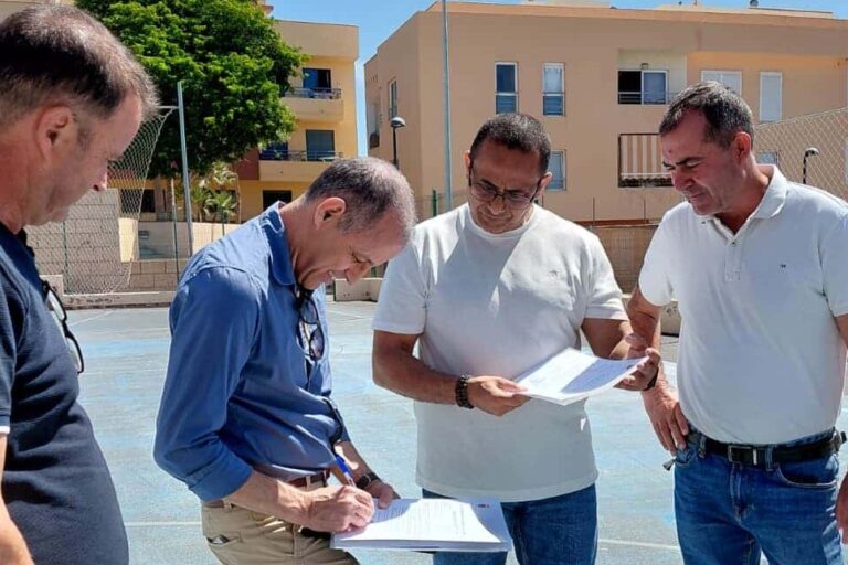 Inicio obras polideportivo La Hoyita 1