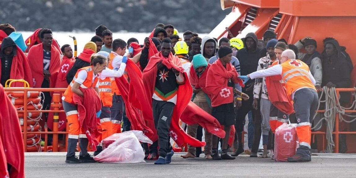 LOS MIGRANTES QUE LLEGUEN A CANARIAS SERÁN DERIVADOS EN QUINCE DÍAS 1-9-25