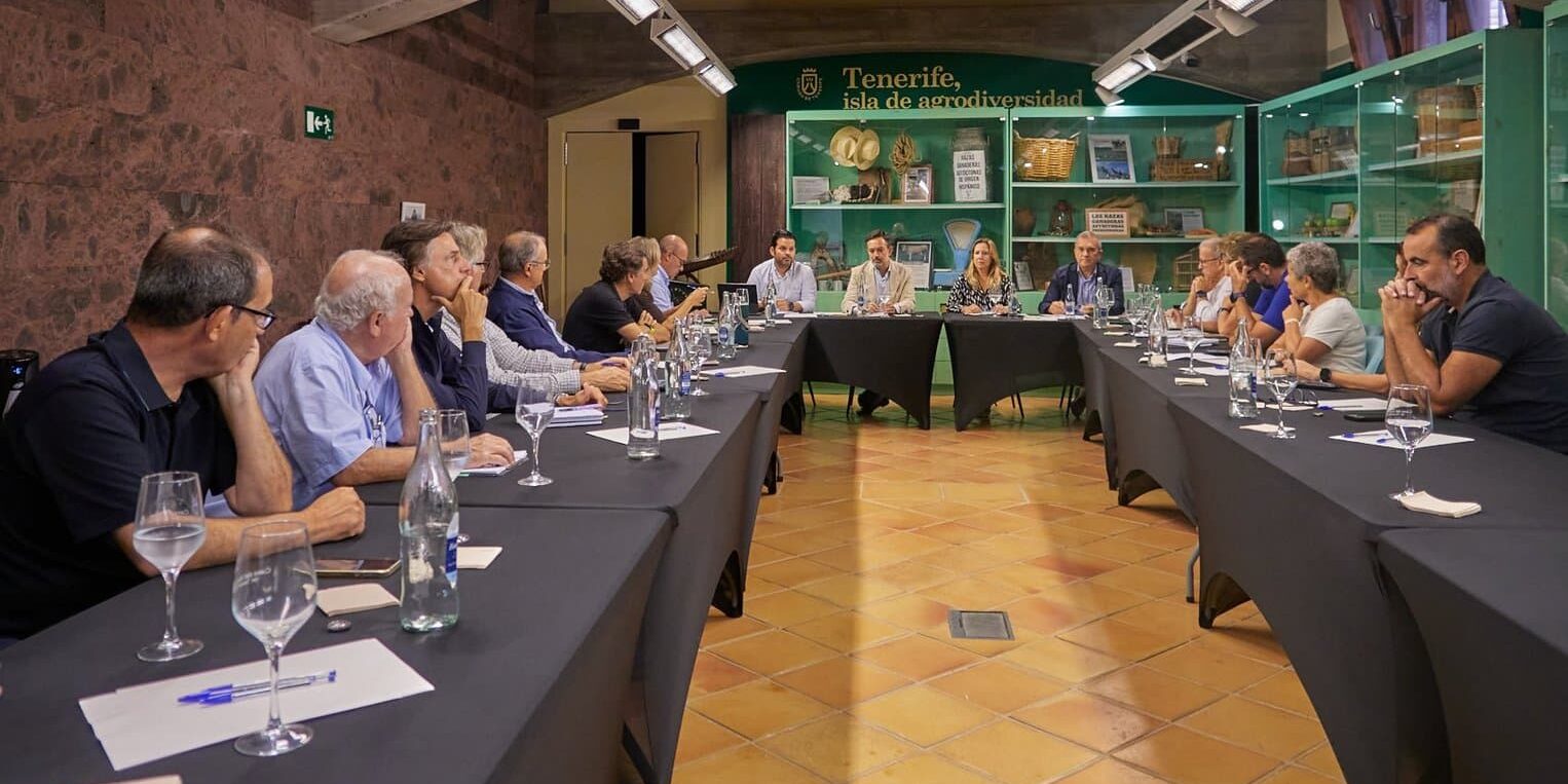 Reunión Mesa del Vino 2 (2)