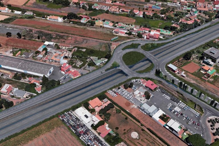 TERCER CARRIL EN EL TRAMO ENTRE GUAMASA Y EL AEROPUERTO TENERIFE NORTE 29-9-25