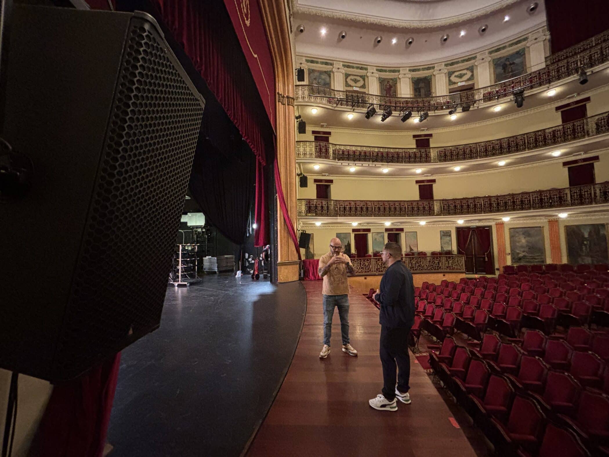 Teatro Leal 2