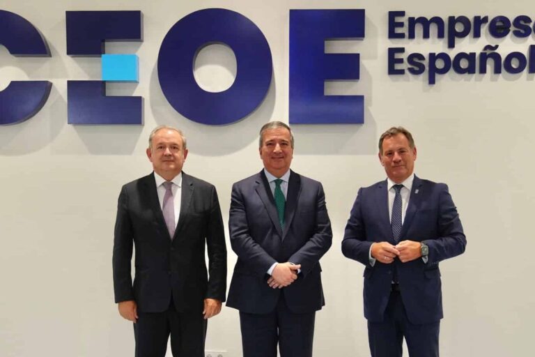 Un momento de la presentación del VII Foro Iberoamericano de la Mipyme al gobierno de Perú
