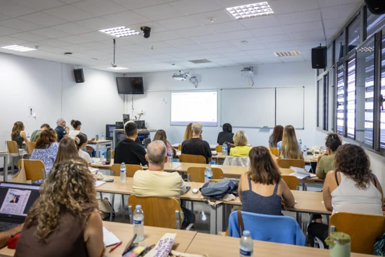 alumnado en adeje