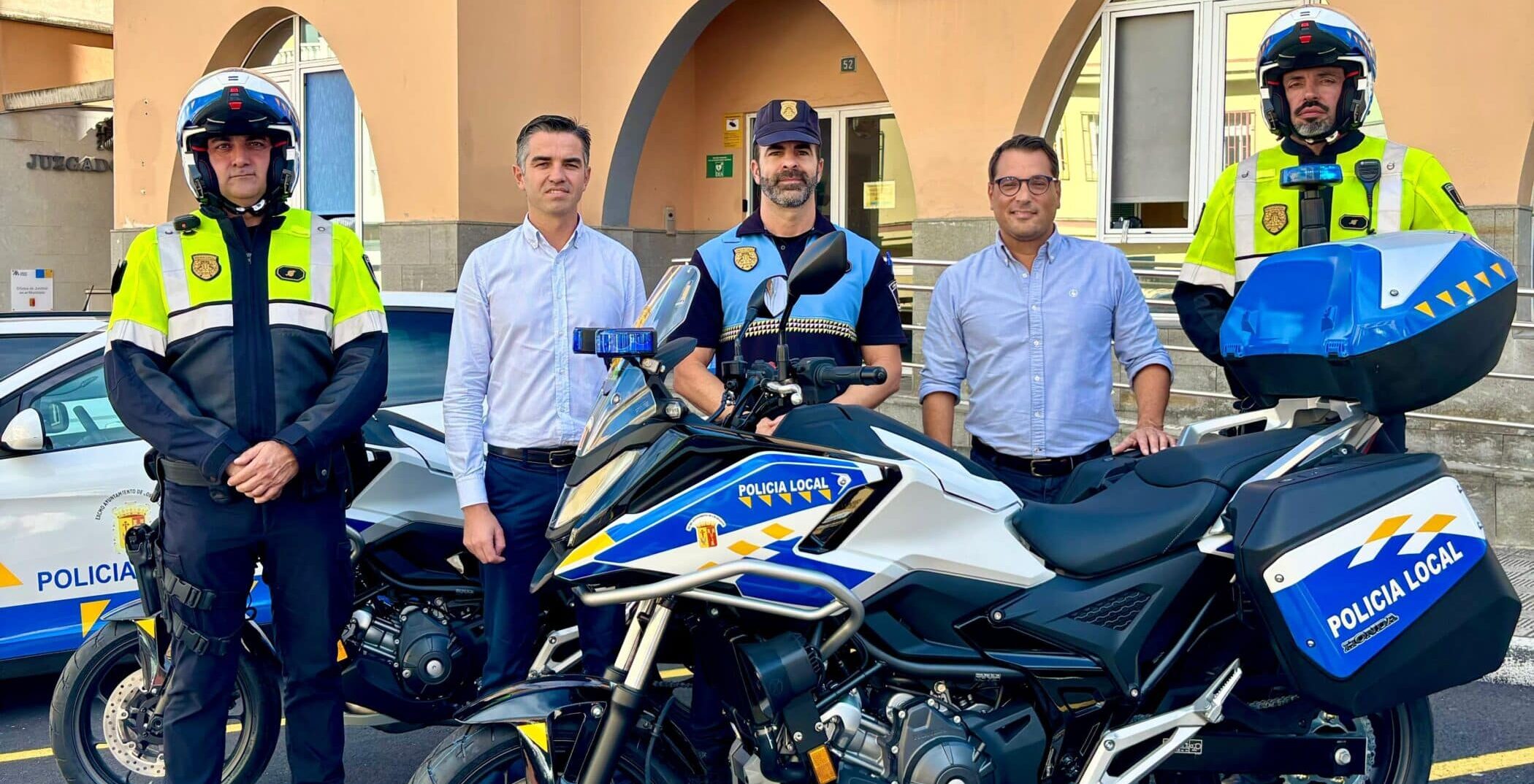 171025 Presentaci�n de la compra de dos nuevas motocicletas Polic�a Local