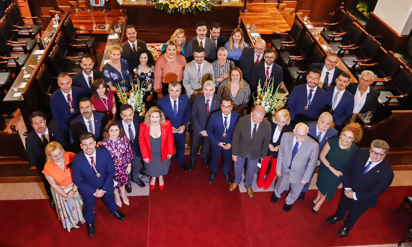 171025 Sesi�n solemne conmemorativa pleno 70 aniversario de la Fusi�n foto final 2