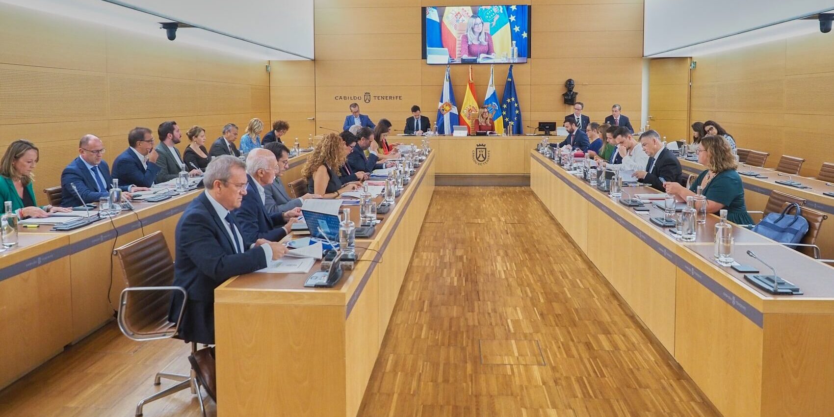 25-10-03_PLENO_ORDINARIO_010
