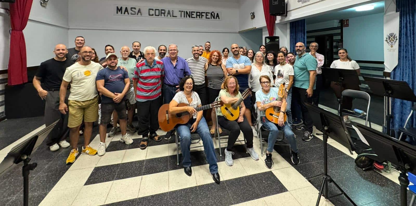 251022 Visita Grupos Carnaval
