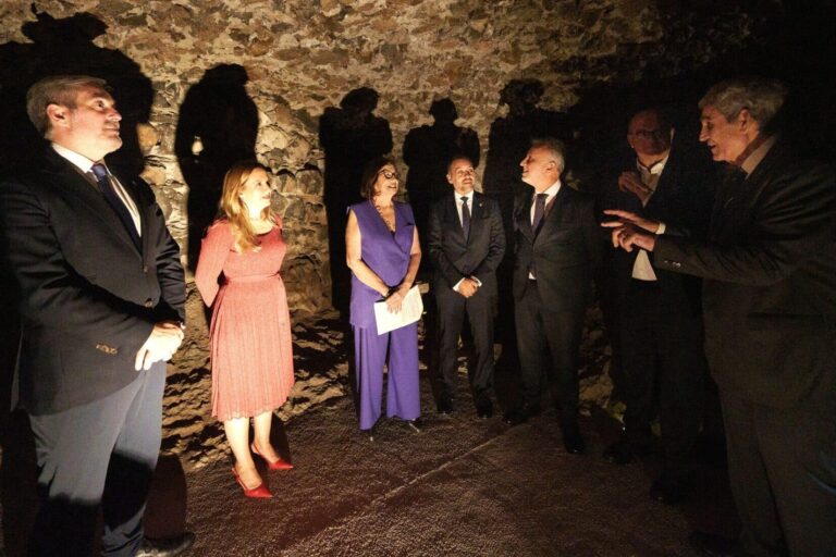 251027 En la Sala de Reflexiones del Templo Masónico