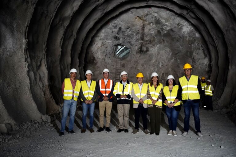 300925 Gobierno de Canarias y Cabildo de La Gomera concluyen el cale del túnel de Vallehermoso