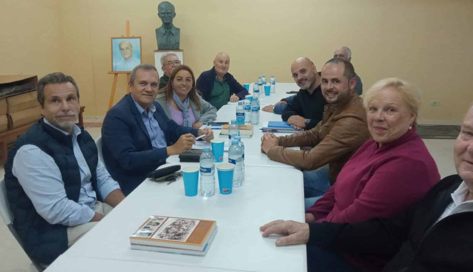 CONCEJAL DE AGRICULTURA CON CONSEJERO Y ASOC. D. VÍCTOR