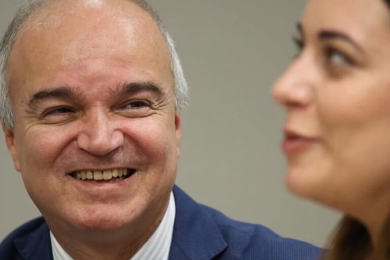 DÍAZ ESTÉBANEZ 011025