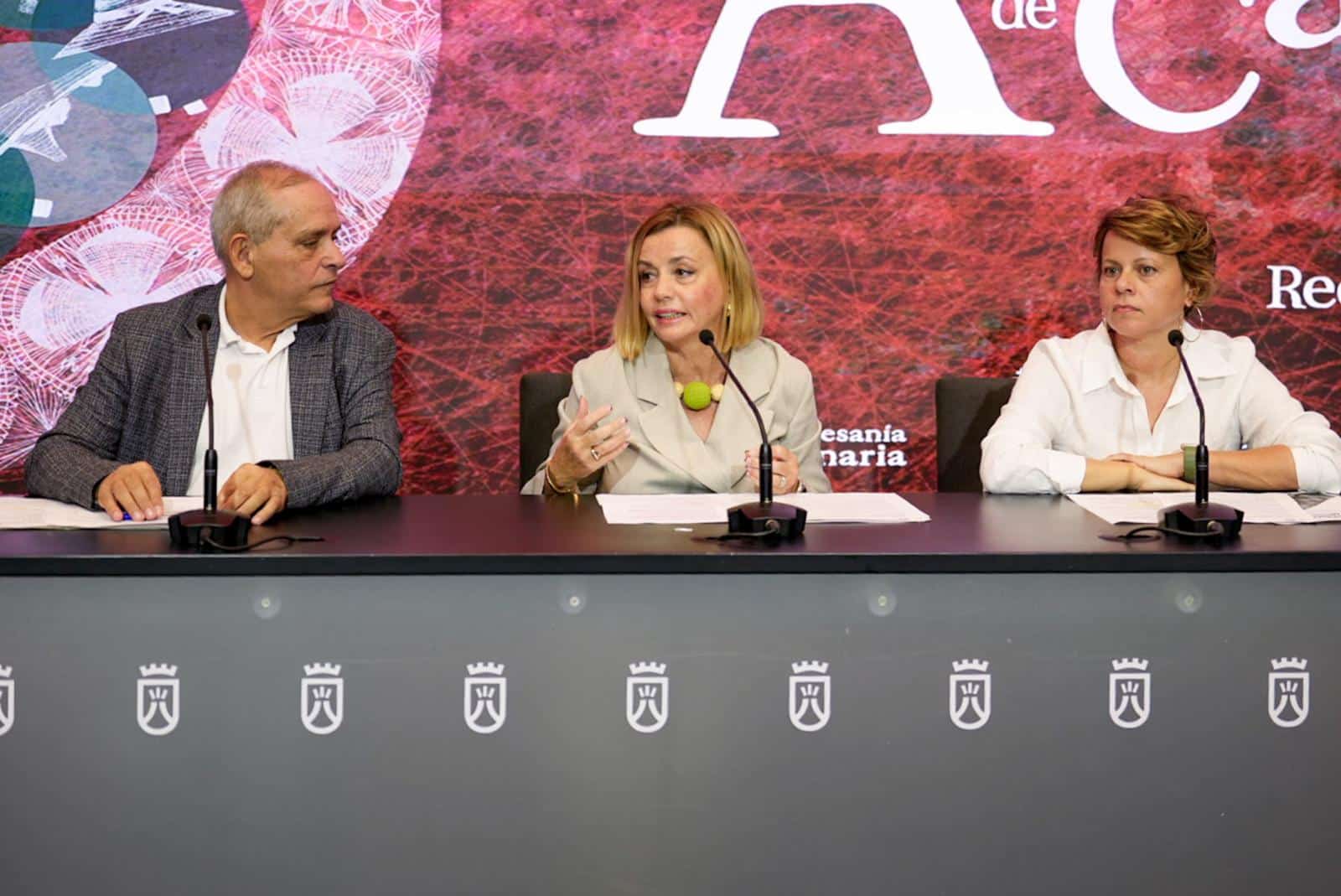 FOTO-PRESENTACIÓN-FERIA-ARTESANÍA-CANARIAS-1