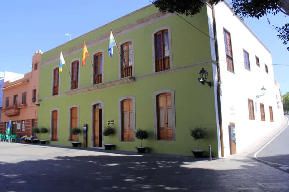 Fachada Guía de Isora