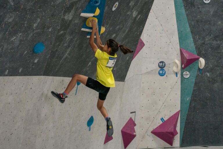 Foto. Campeonatos de Escalada en Edad Escolar (2)