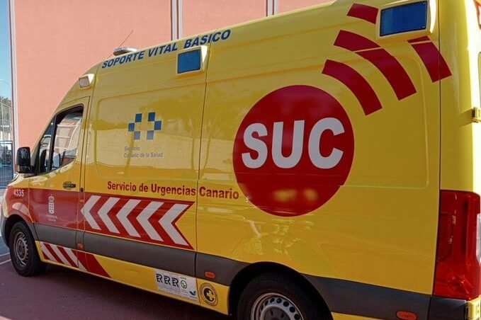 Ambulancia del Servicio de Urgencias Canario (SUC)