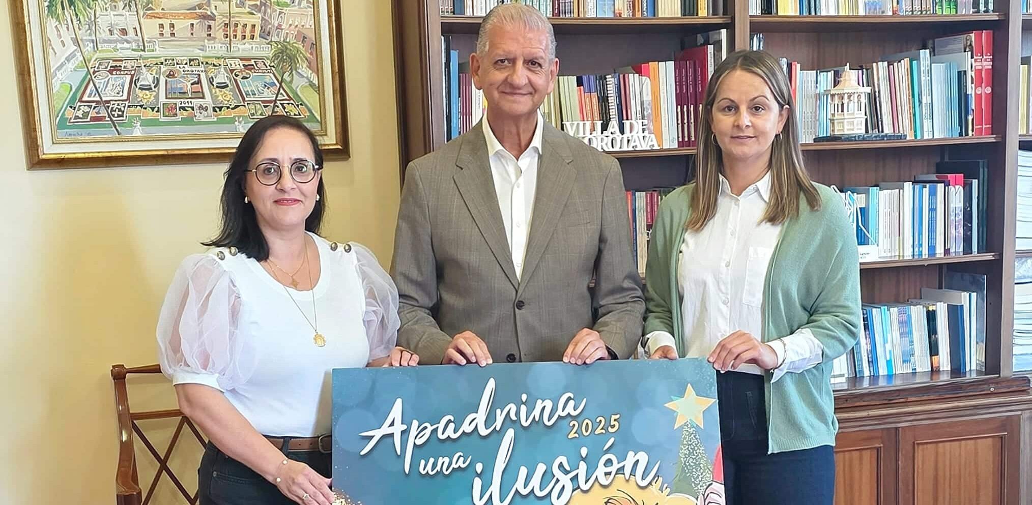 IZQ A DCH. BELÉN GONZÁLEZ, ALCALDE F.LINARES Y DELIA ESCOBAR (1)
