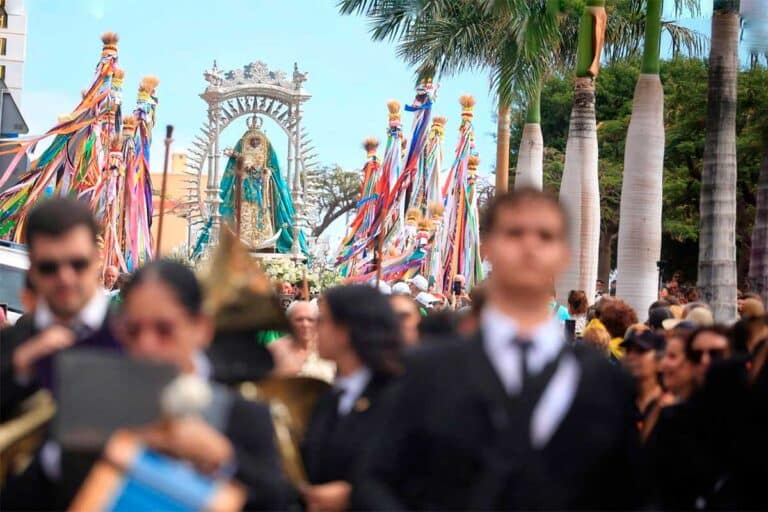 LLEGADA DE LA PATRONA A LA BASÍLICA DE LA CANDELARIA 25-10-25