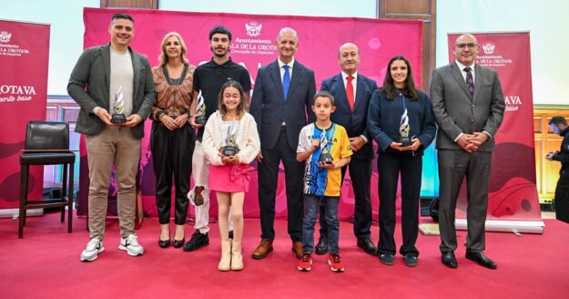 0 MEJORES DEPORTISTAS Y MEJOR CLUB2
