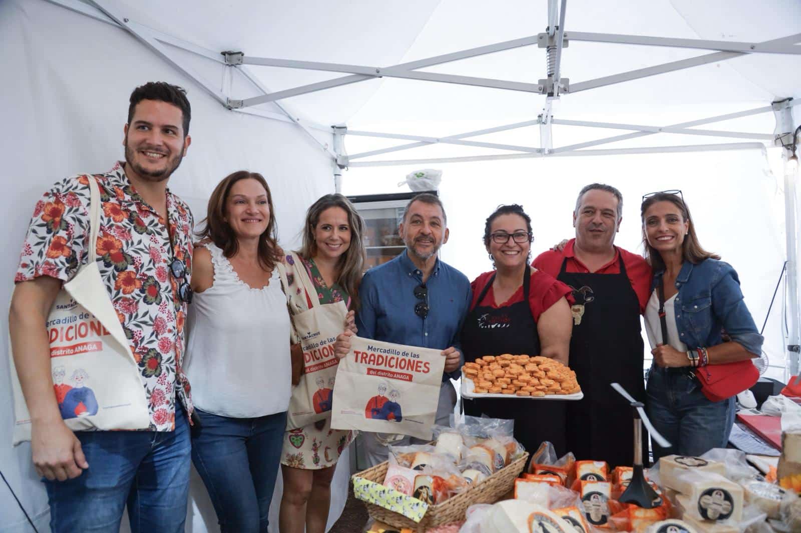 251108 Mercado Tradiciones (2)