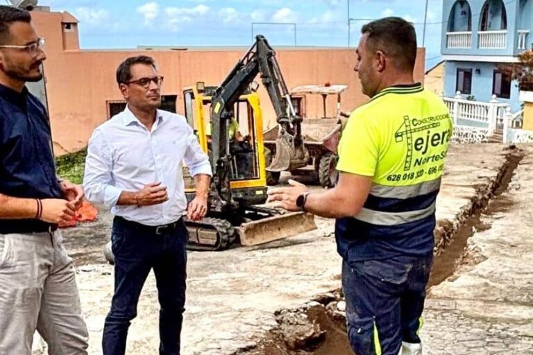 271125 PLAN DE BARRIOS Repavimentaci�n Camino La Ermita