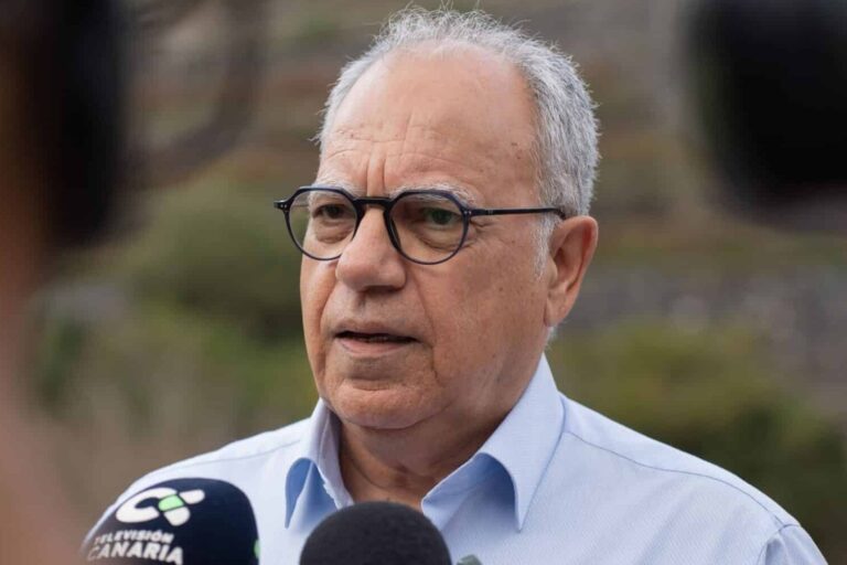 Casimiro Curbelo, presidente (2)