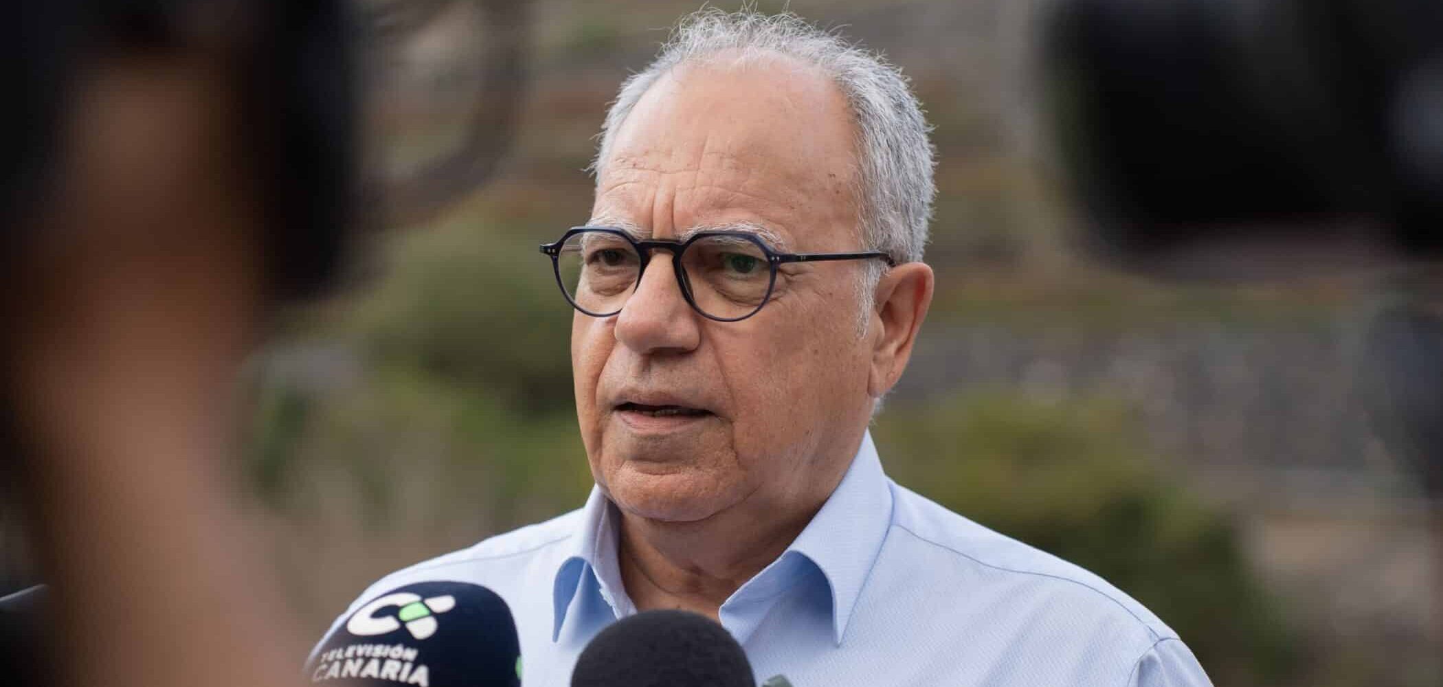 Casimiro Curbelo, presidente (2)