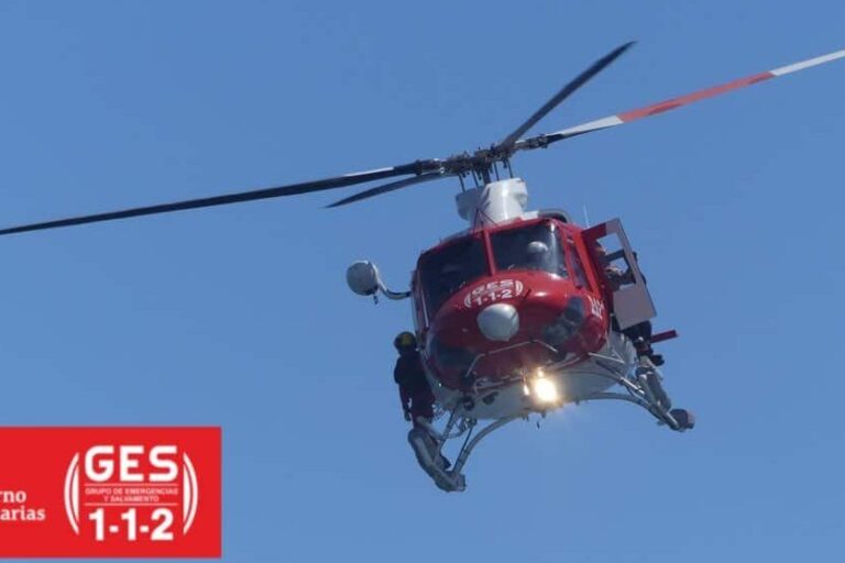 EXCURSIONISTA RESCATADO POR UN HELICÓPTERO DEL GES EN UN SENDERO DE SAN MIGUEL DE ABONA 26-11-25