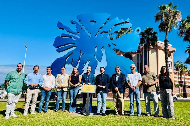 INAUGURACIÓN PEZ HOJA1