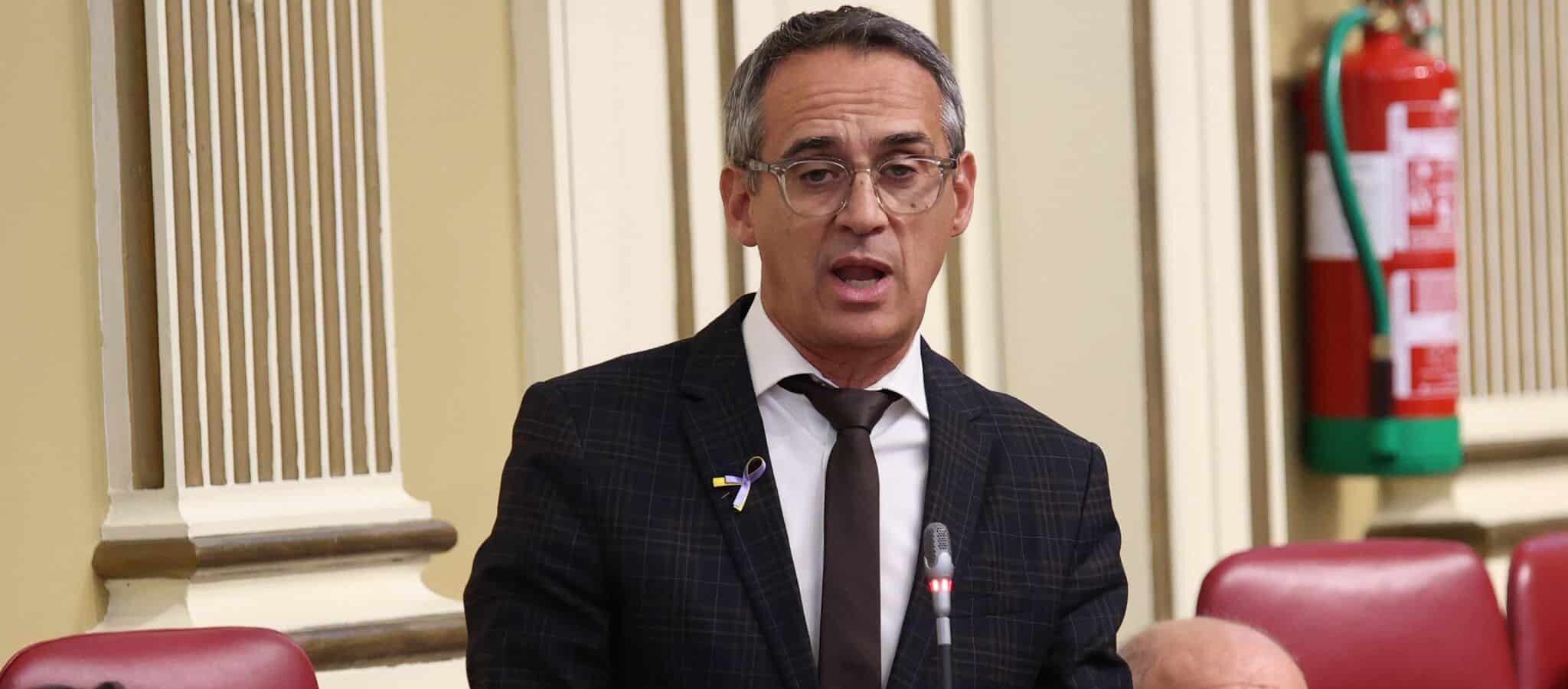 JAVIER LLAMAS 251125