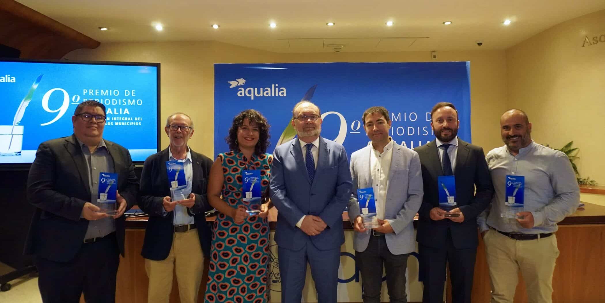 Los finalistas de la última (9º) edición del Premio de Periodismo, con Lucas Díaz, director España de Aqualia