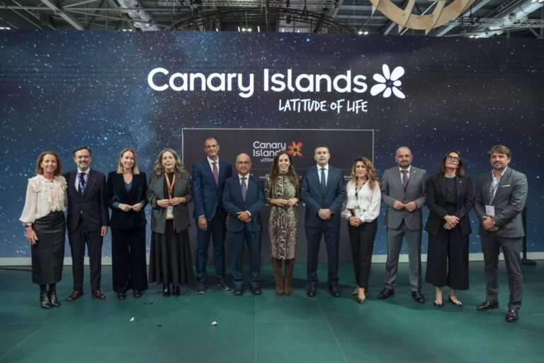 TURISMO DE CANARIAS PRIORIZA CONECTAR CON UN VIAJERO BRITÁNICO DE MAYOR VALOR Y CON ALTA CAPACIDAD DE GASTO 4-11-25