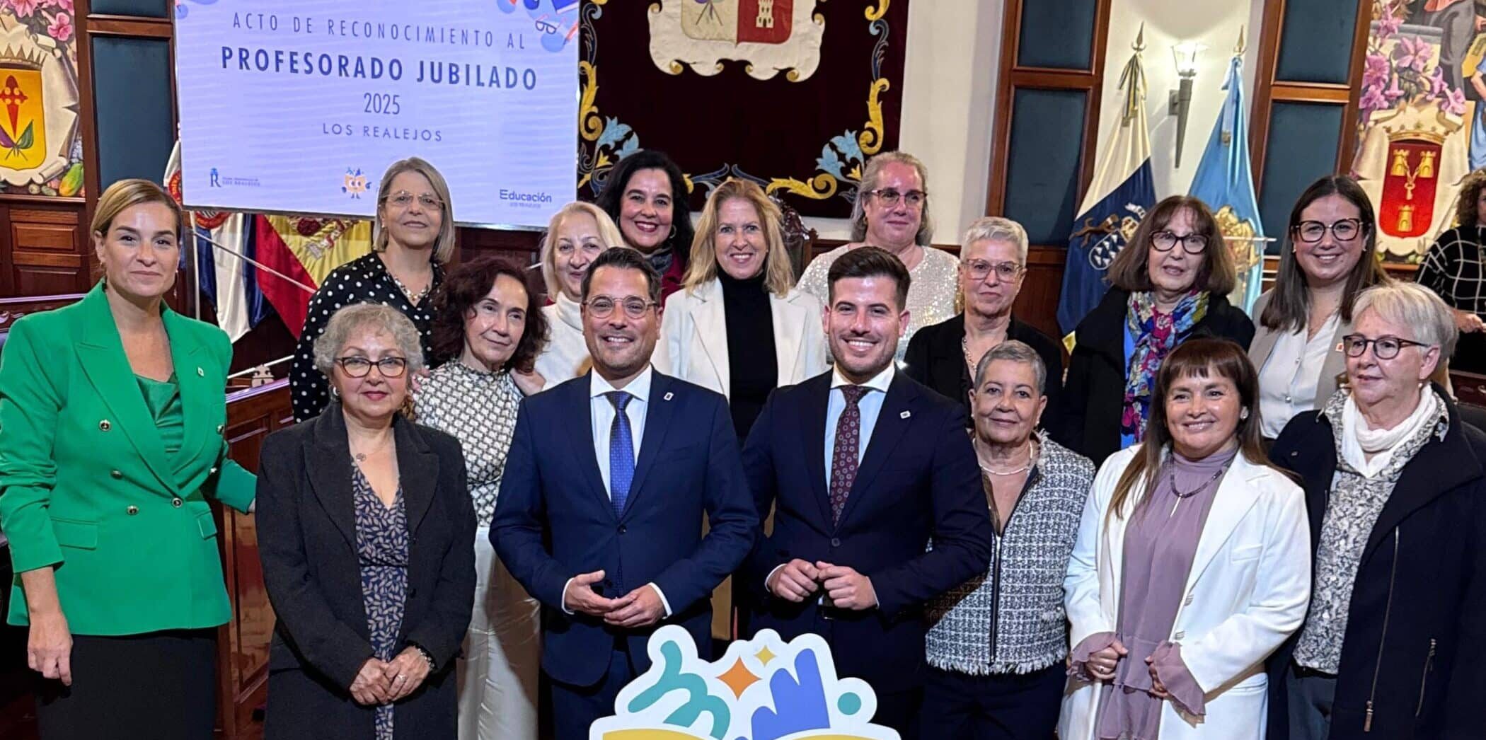 171225 Acto homenaje a personal docente jubilado 2025 12 profesoras
