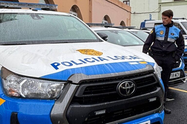 221225 Nuevo veh�culo pick-up Polic�a Local (1) (1)