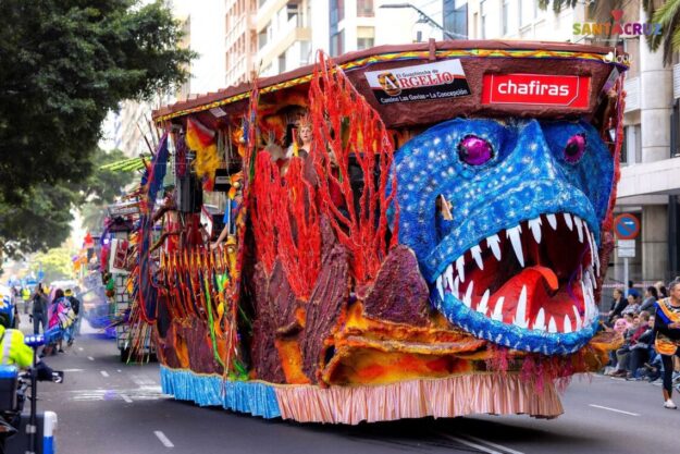 251210 Concursos coches, carrozas y disfraces del Carnaval 2026