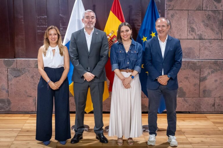 CANARIAS CELEBRA QUE EL CENTRO NACIONAL DE VULCANOLOGÍA SE INSTALE EN LAS ISLAS 2-12-25