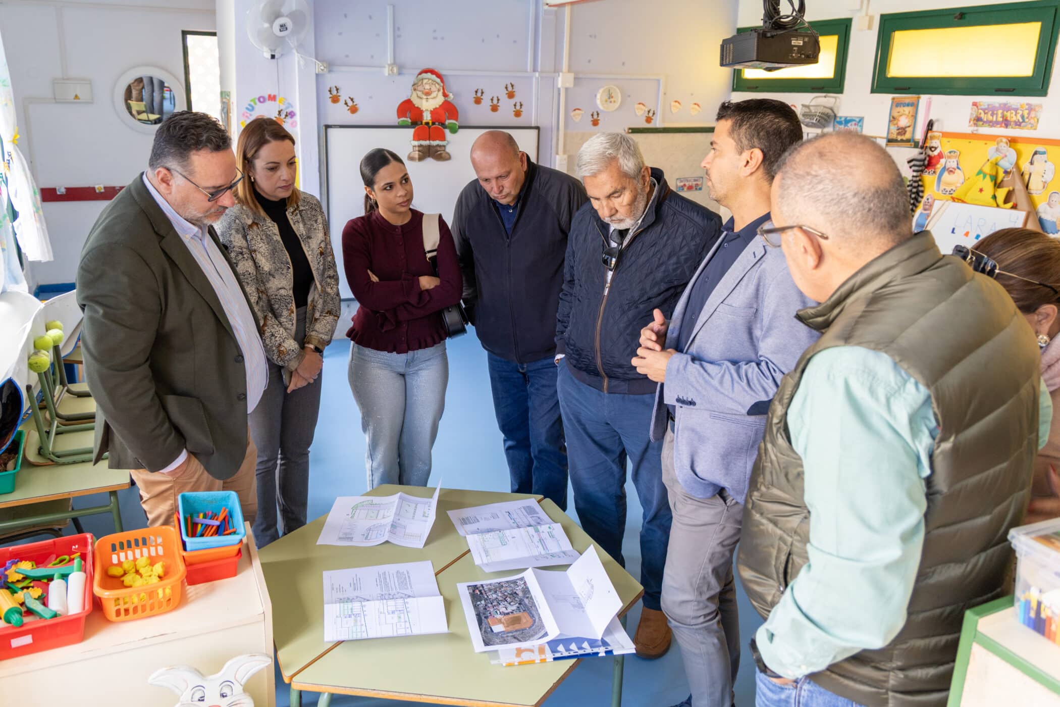 FOTO. Visita del consejero de Educación, Polu Suárez, a centros educativos de Adeje (1)