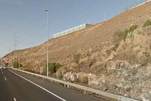 Zona a regenerar próximo de Mercatenerife 2